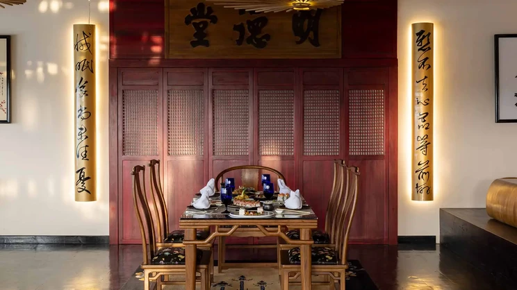 Emerald Faarufushi Resort & Spa